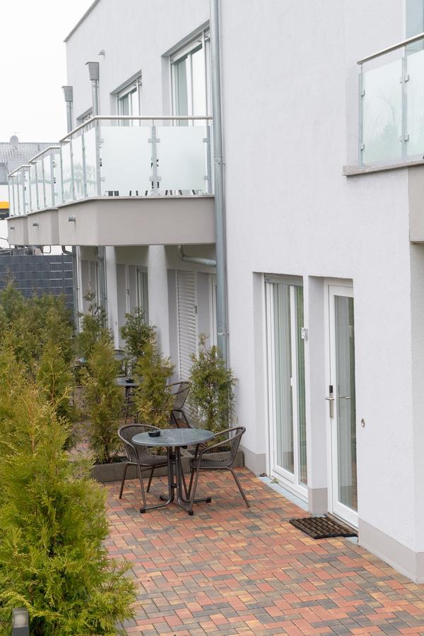 Gleuel Inn - Digital Hotel & Serviced Apartments & Boardinghouse Mit Voll Ausgestatteten Kuechen Hürth Exterior foto